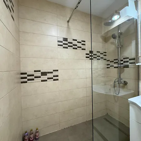 Lareina Appartement *